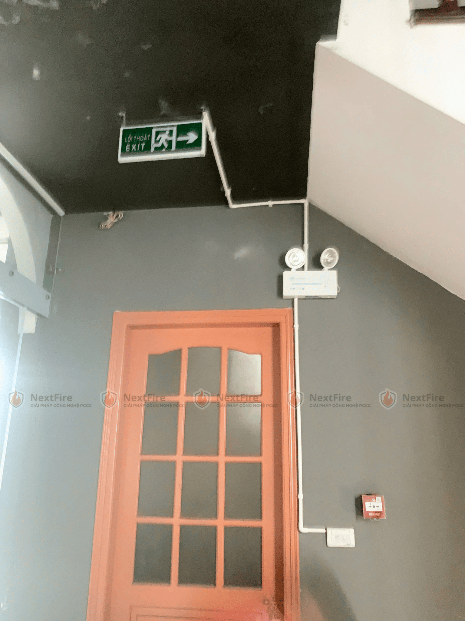 bao-chay-cho-quan-cafe